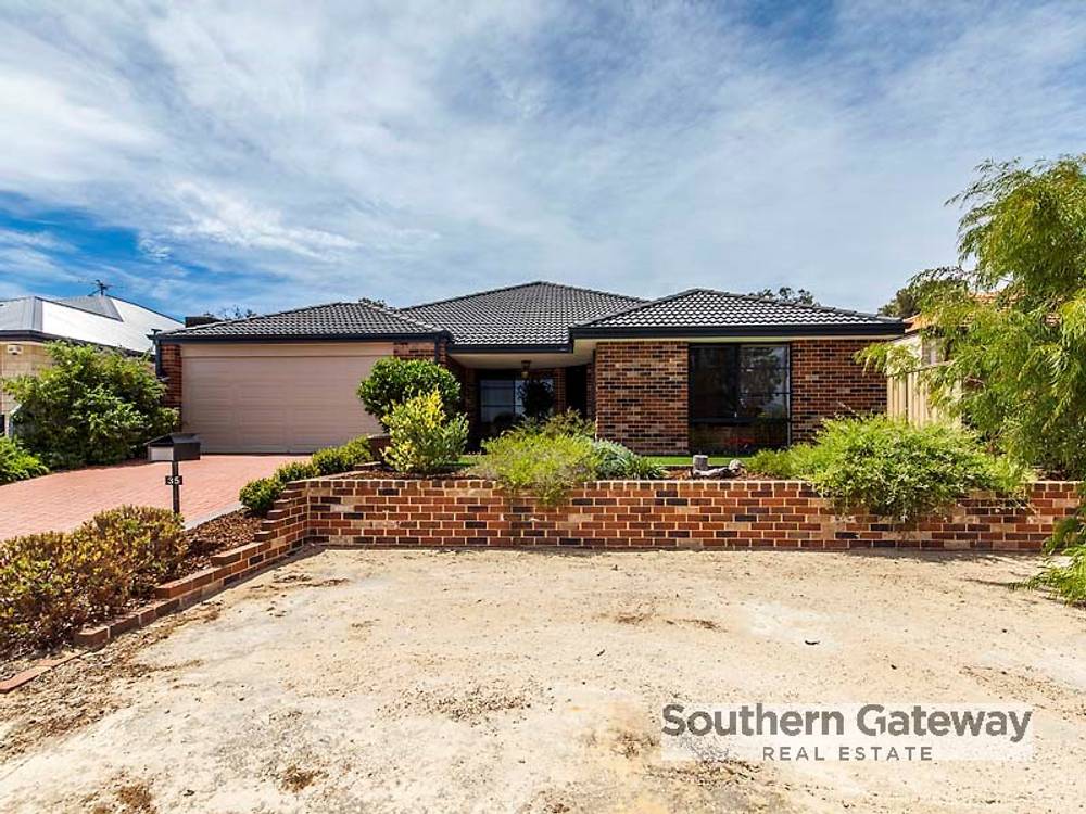35 Stokesay Street, ORELIA, WA 6167