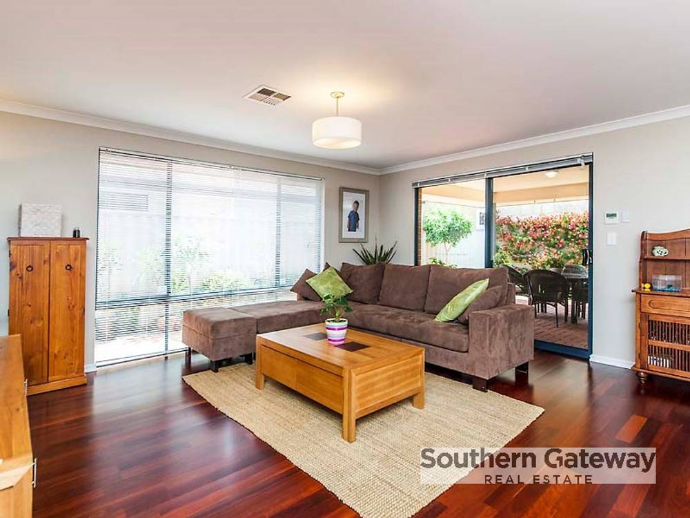 35 Stokesay Street, ORELIA, WA 6167