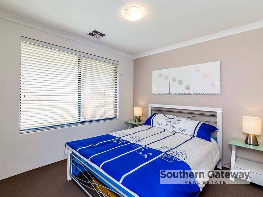 35 Stokesay Street, ORELIA, WA 6167