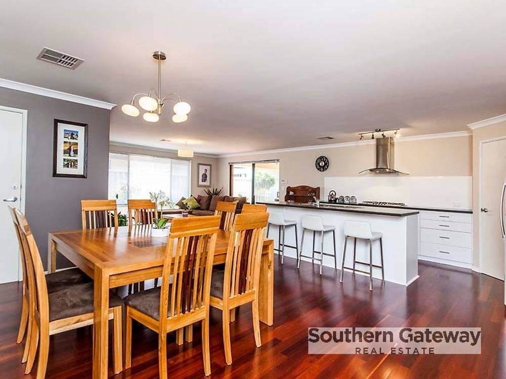 35 Stokesay Street, ORELIA, WA 6167