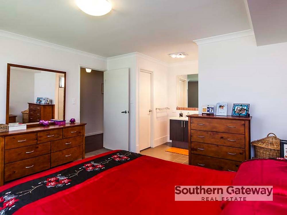 35 Stokesay Street, ORELIA, WA 6167