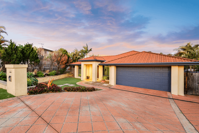 70 Halfway Drive, Ormeau, QLD 4208