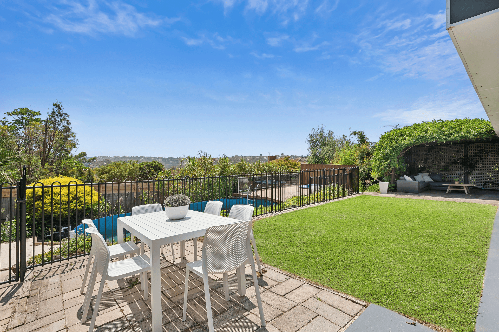 22 Challambra Crescent, Highton, VIC 3216