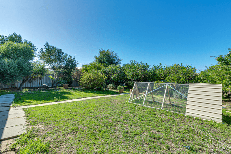 54 Moorpark Avenue, YANCHEP, WA 6035