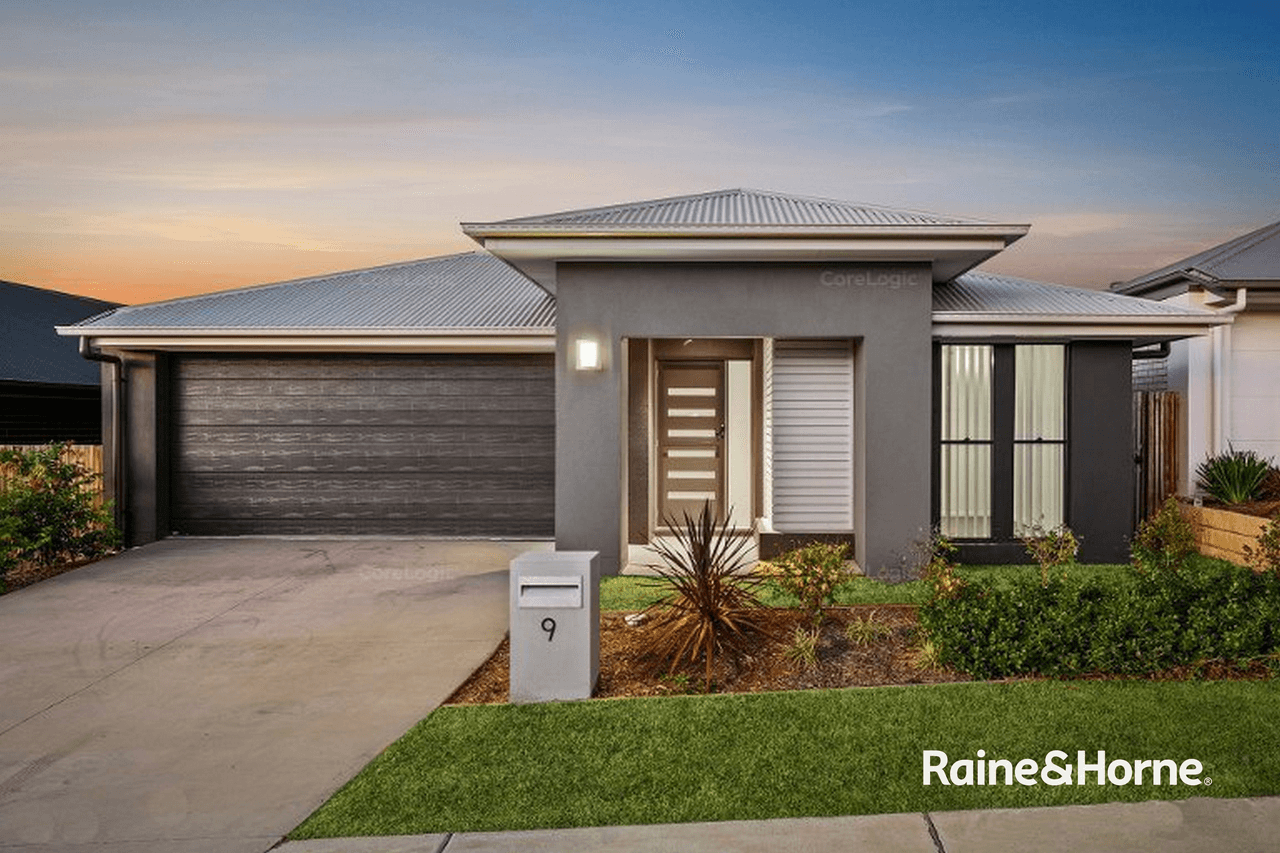 9 Coringley Road, GREENBANK, QLD 4124