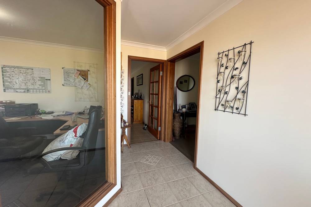 10520 Emu Fence Road, Hyden, WA 6359