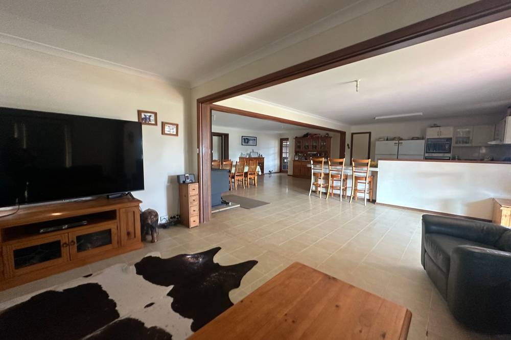 10520 Emu Fence Road, Hyden, WA 6359