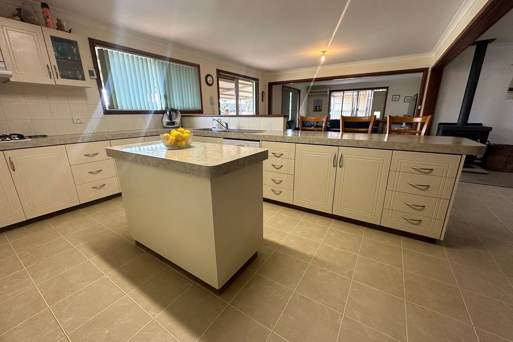 10520 Emu Fence Road, Hyden, WA 6359