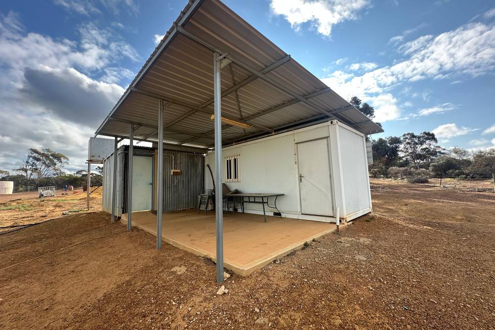 10520 Emu Fence Road, Hyden, WA 6359