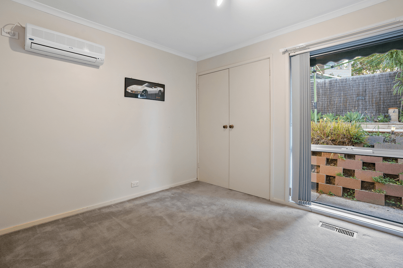 43 Barmah Drive East, WANTIRNA, VIC 3152