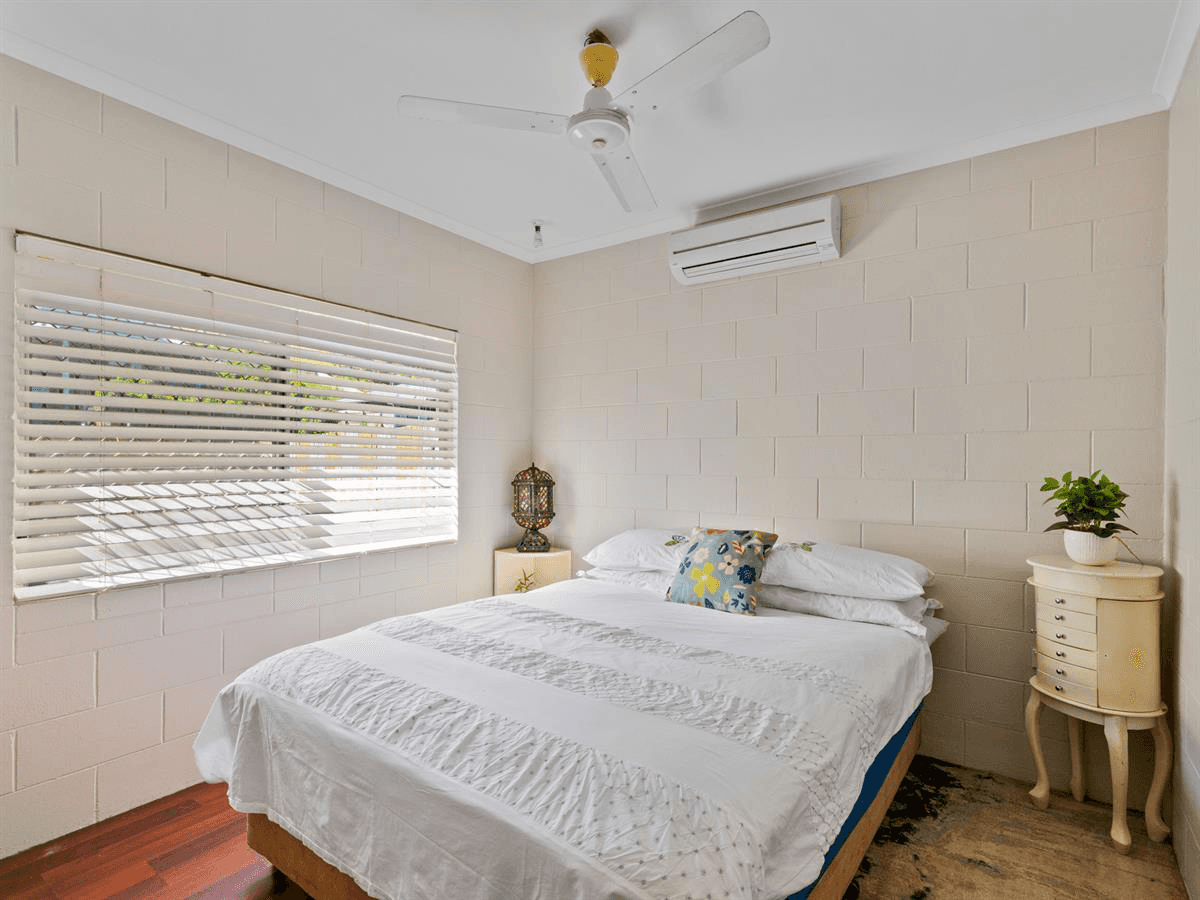 86 Impey Street, Caravonica, QLD 4878