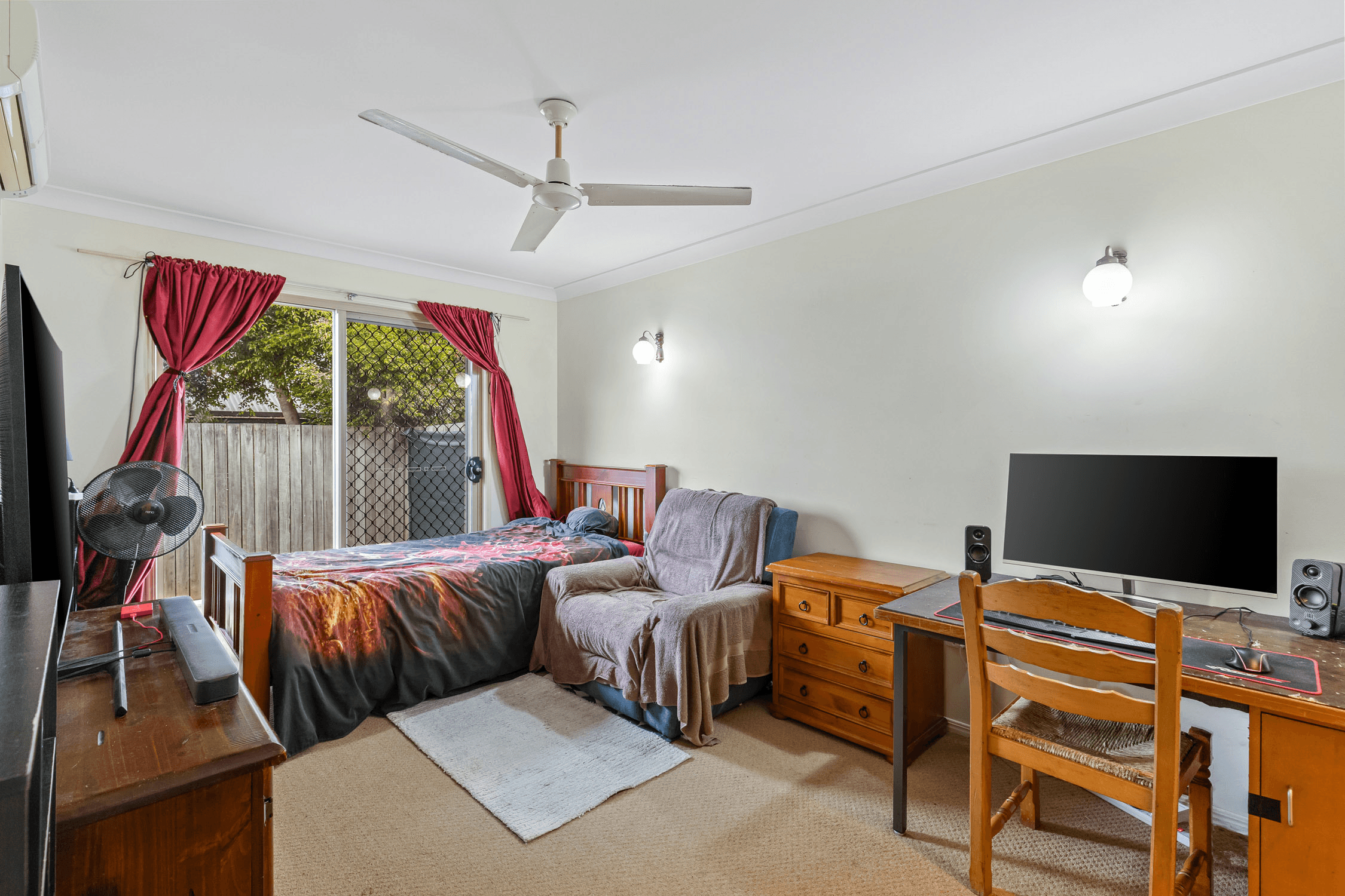 1/400 Alderley Street, Kearneys Spring, QLD 4350