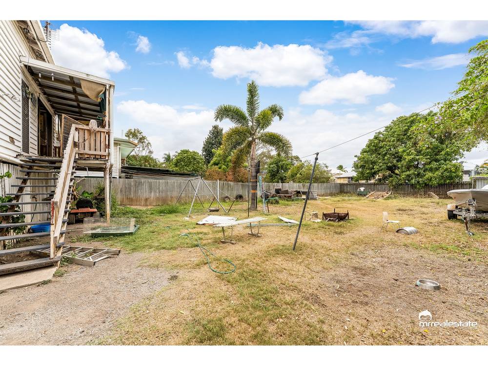 329 East Street, Depot Hill, QLD 4700