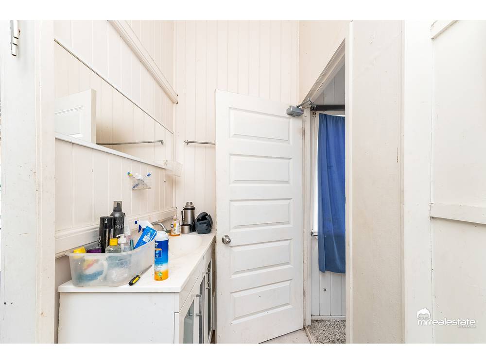 329 East Street, Depot Hill, QLD 4700