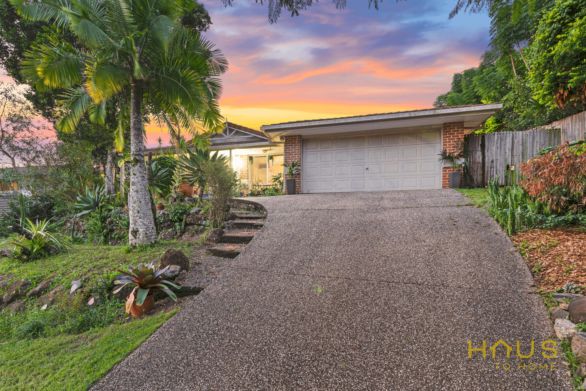 12 Hillgrove Court, OXENFORD, QLD 4210