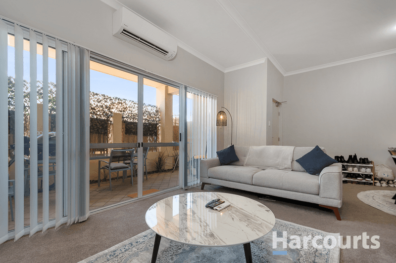 13/10 Pavonia Link, CLARKSON, WA 6030