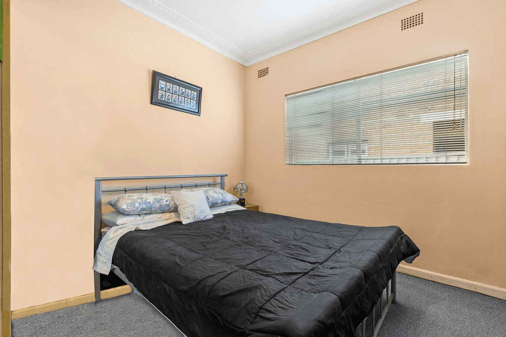 5 Chatfield Avenue, BELFIELD, NSW 2191