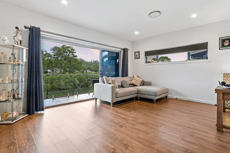 43 Dandalup Avenue, Ormeau Hills, QLD 4208