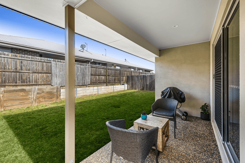 1 & 2/10 Rosenstengel Street, DARLING HEIGHTS, QLD 4350