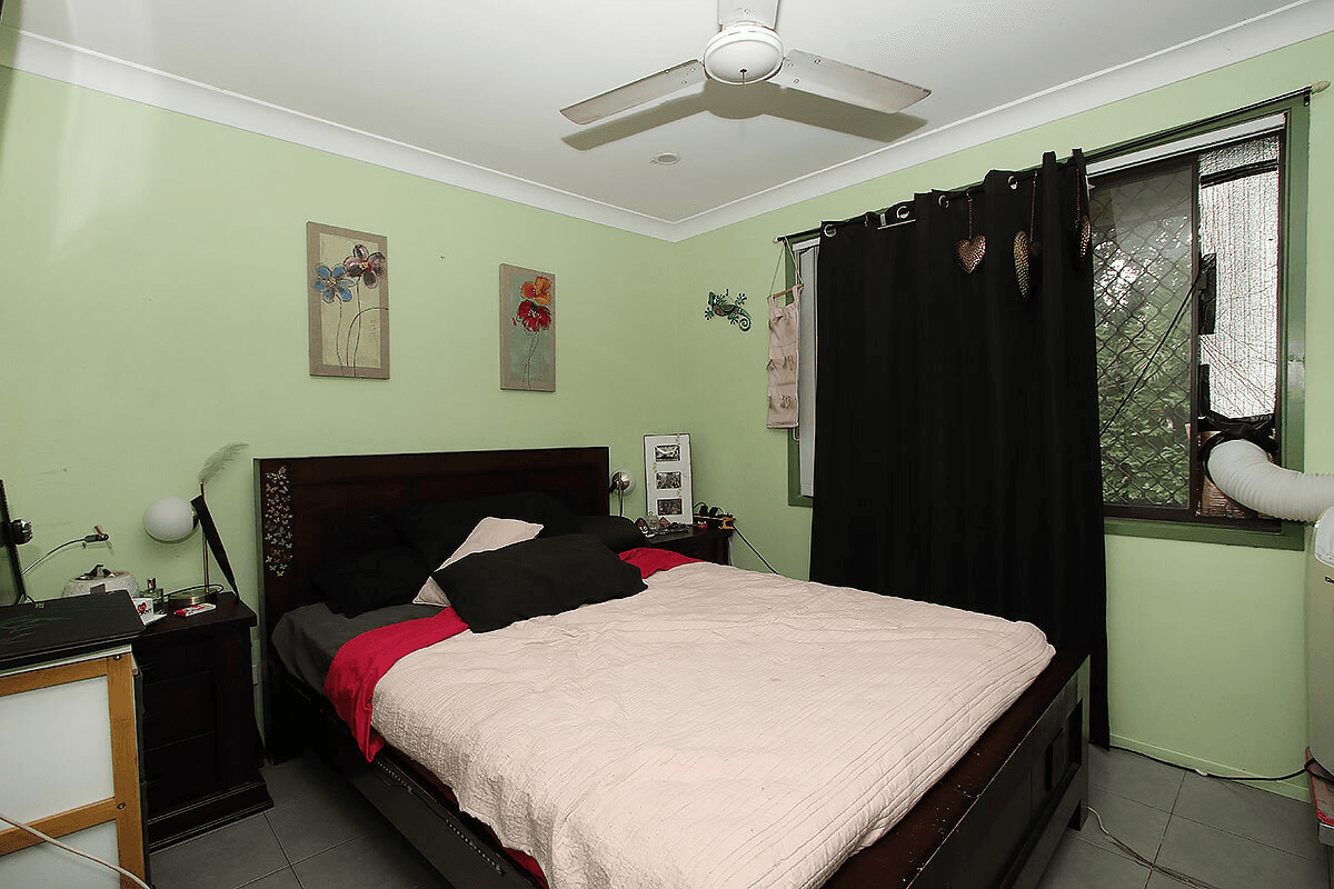 2 White St, Bundamba, QLD 4304