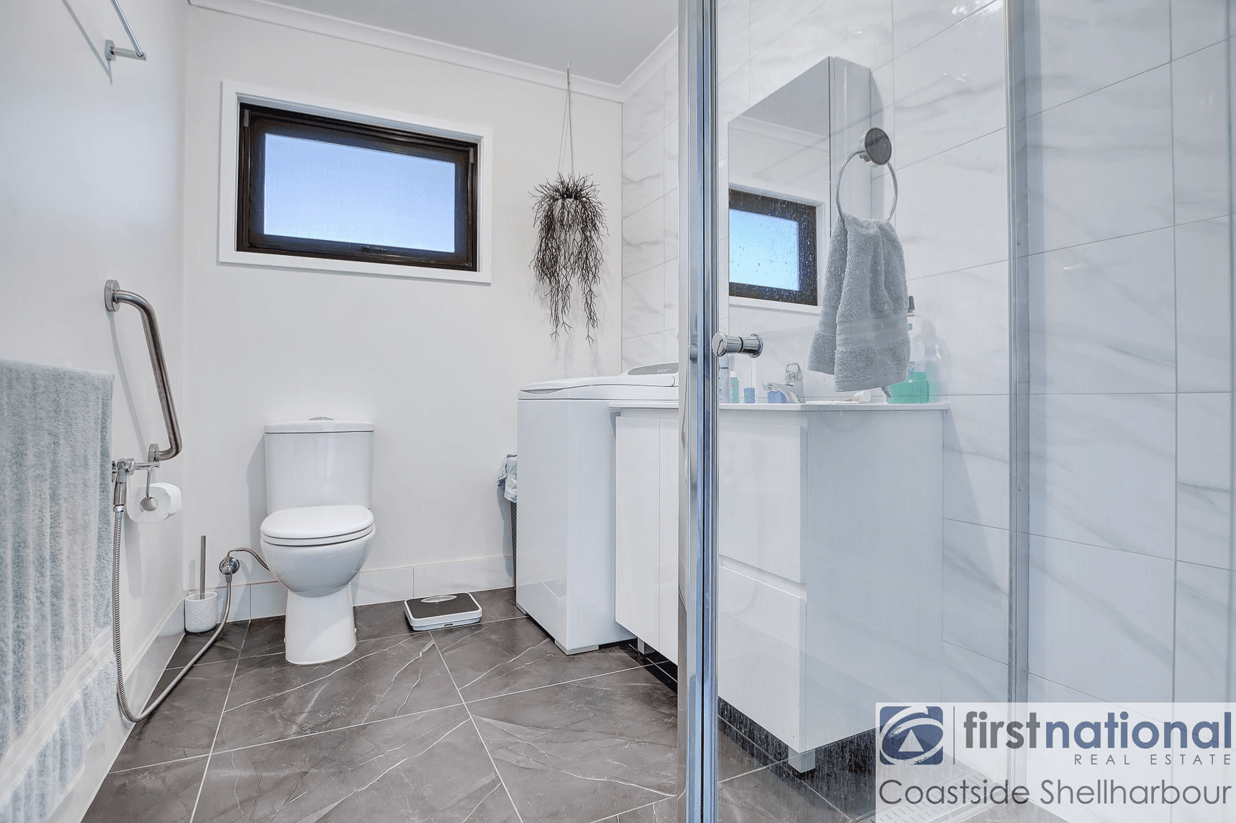 5 Albert Street, Lake Illawarra, NSW 2528