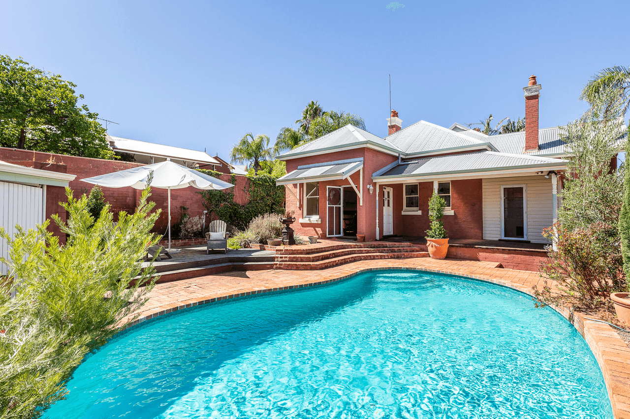 89 Railway Parade, MOUNT LAWLEY, WA 6050