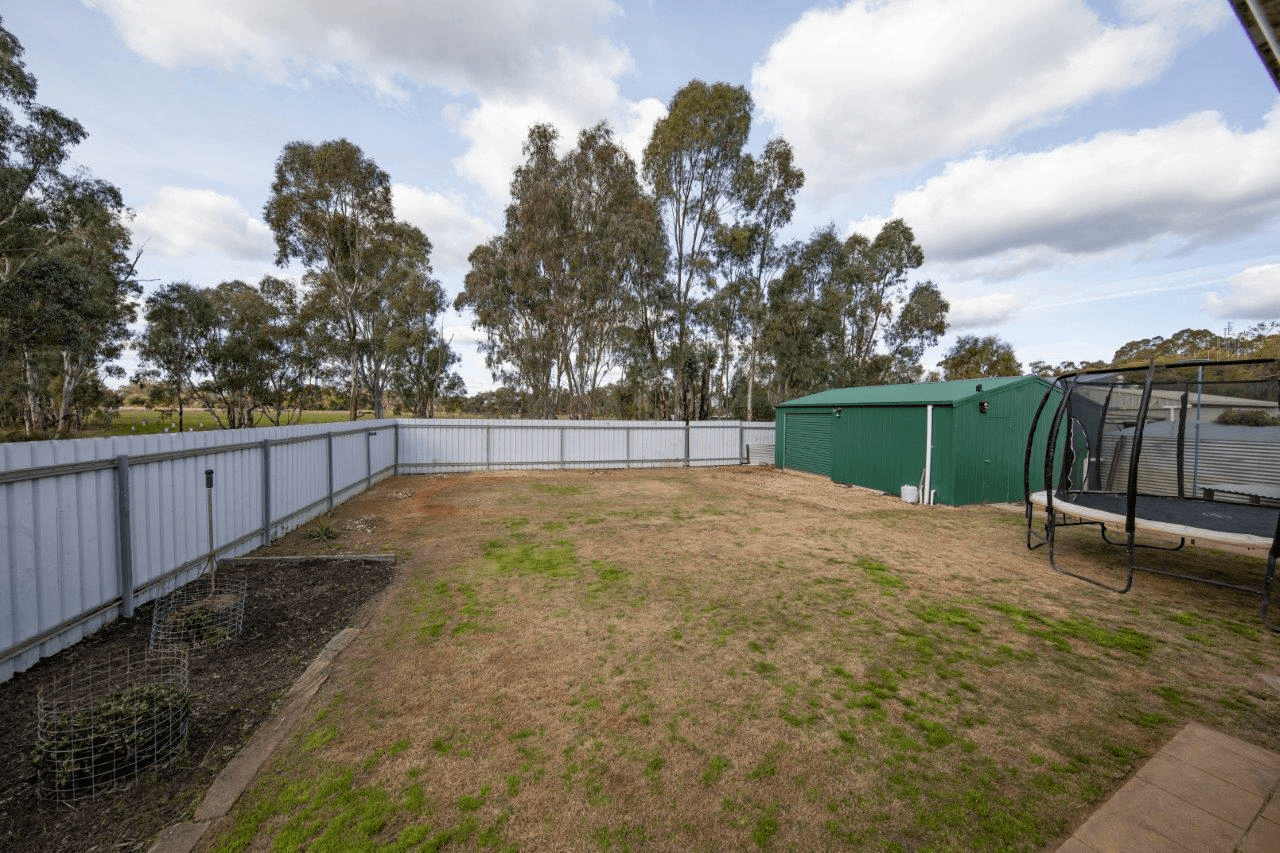 27 Chester Street, BARHAM, NSW 2732