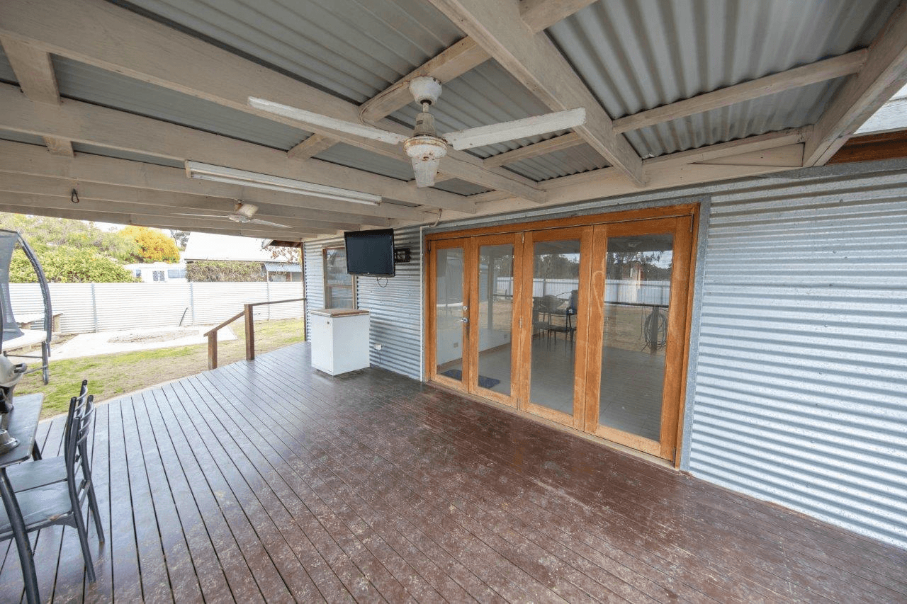 27 Chester Street, BARHAM, NSW 2732