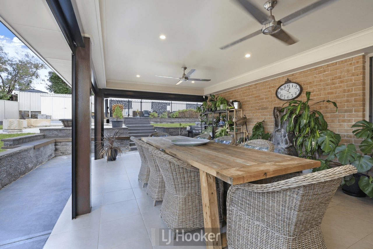 9 Fred Avery Drive, BUTTABA, NSW 2283