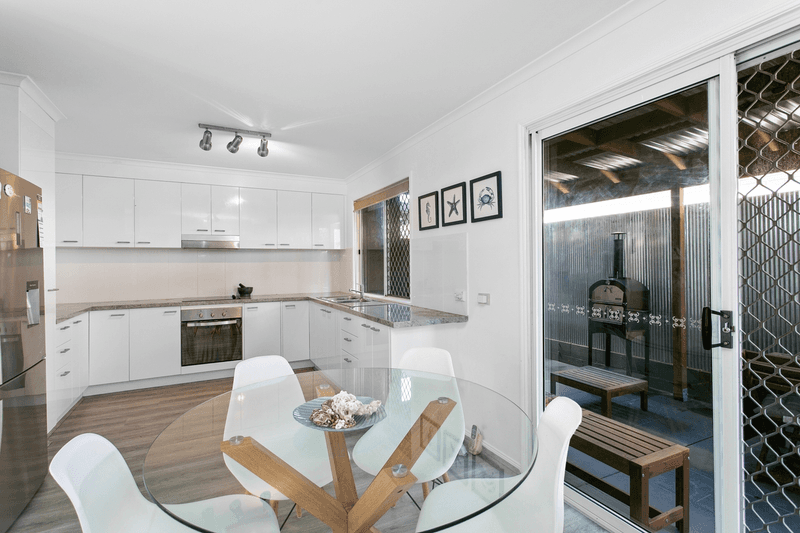 Unit 2/23 Rosella St, Bongaree, QLD 4507