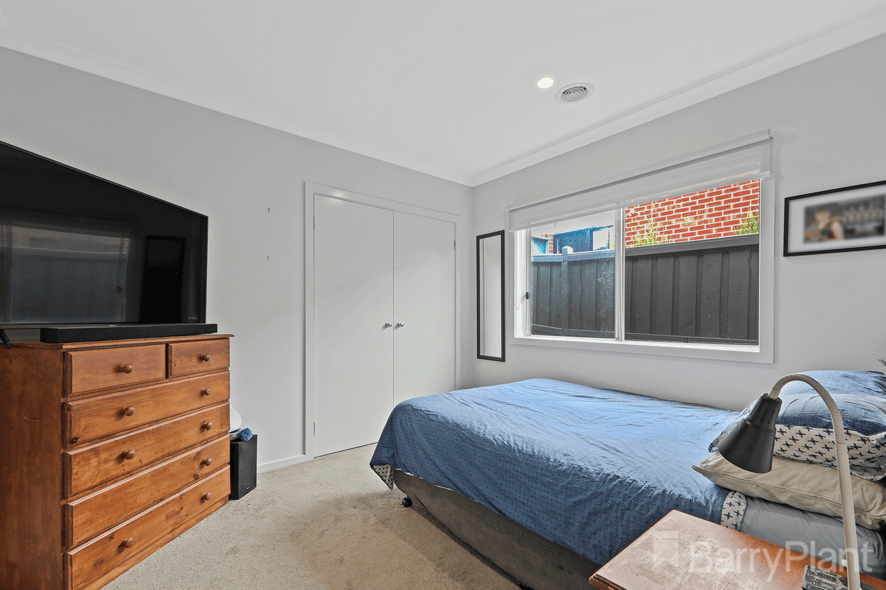 27 Empire Avenue, Drouin, VIC 3818