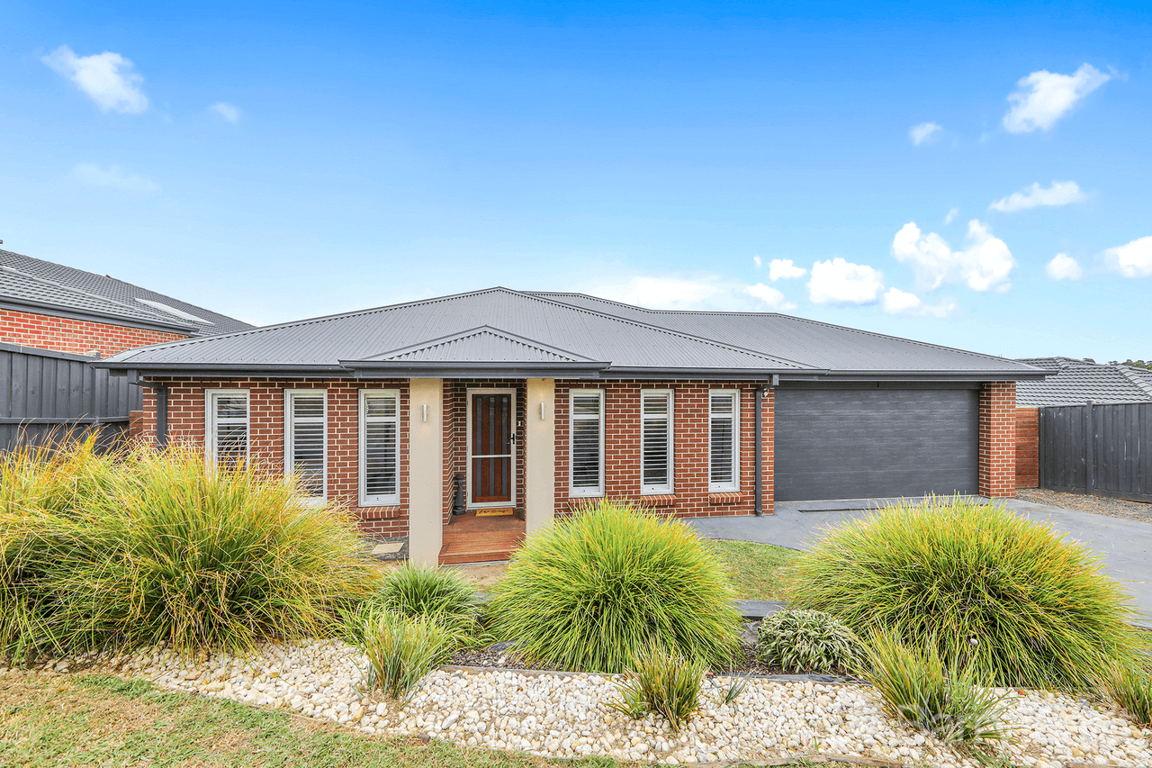 27 Empire Avenue, Drouin, VIC 3818