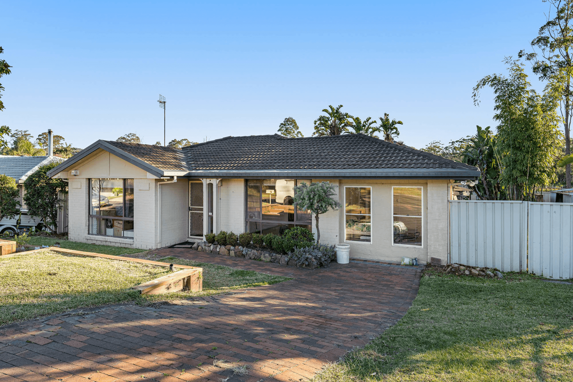 6 Bottlebrush Drive, Glenning Valley, NSW 2261