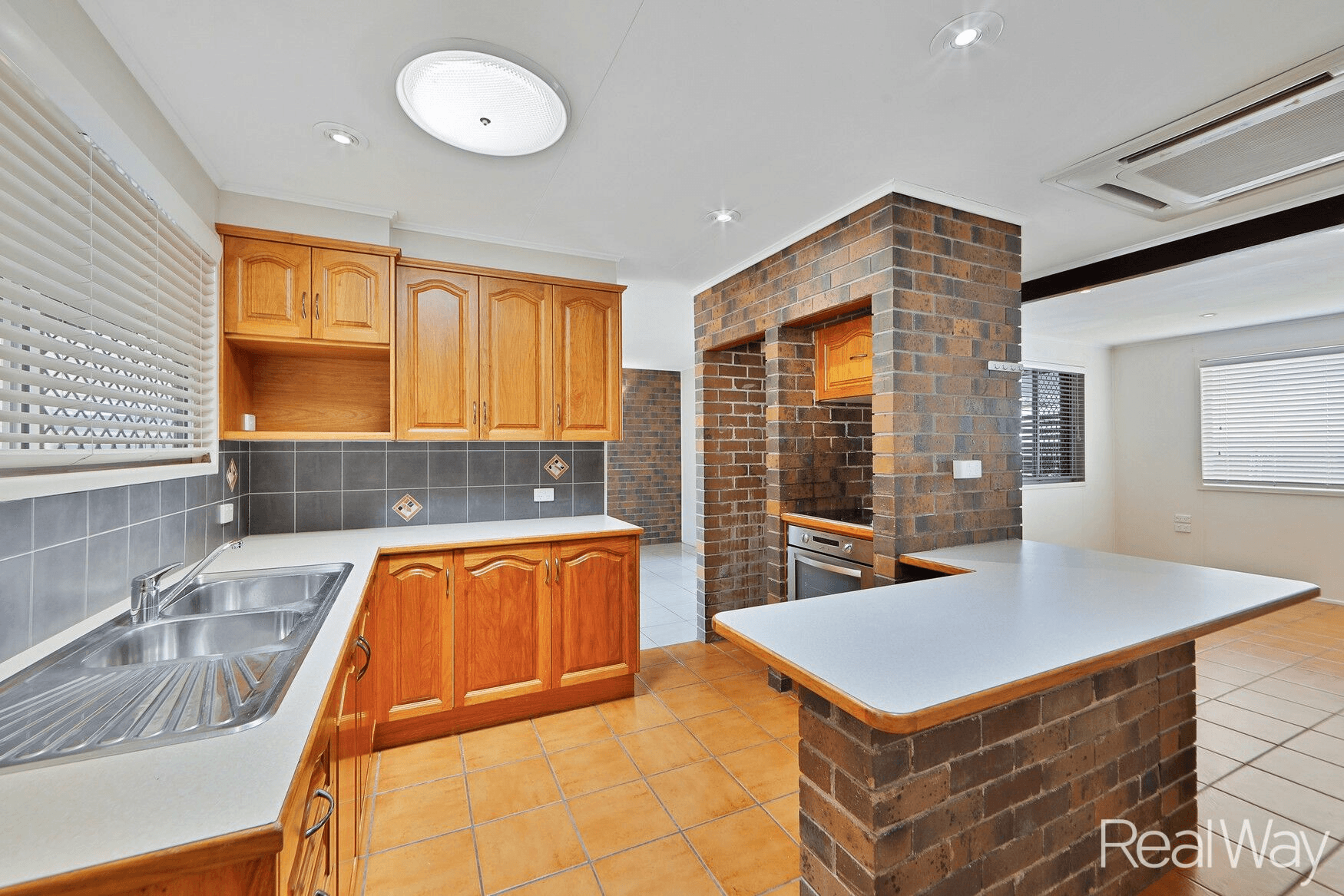 12 Olsen Street, Bundaberg East, QLD 4670