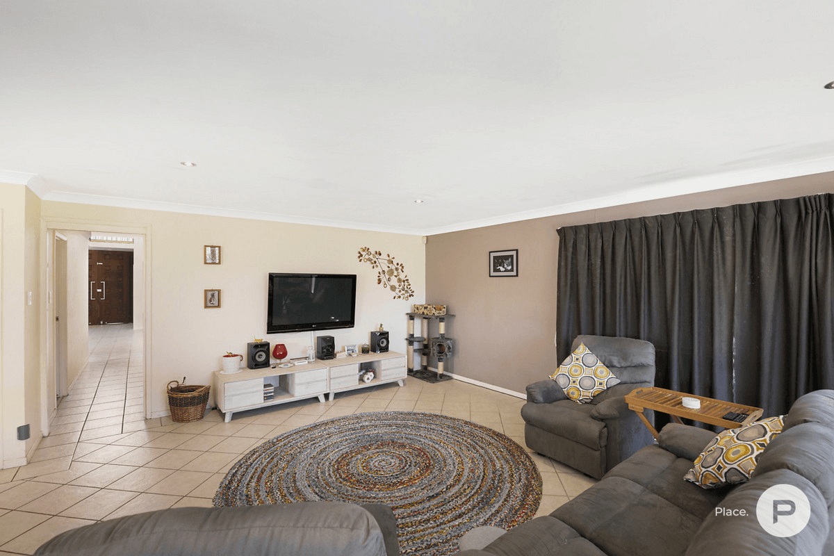 64 Matthews Way, Wakerley, QLD 4154