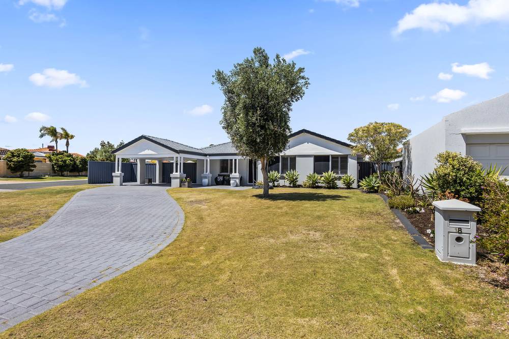 18 Centennial Gardens, Hillarys, WA 6025