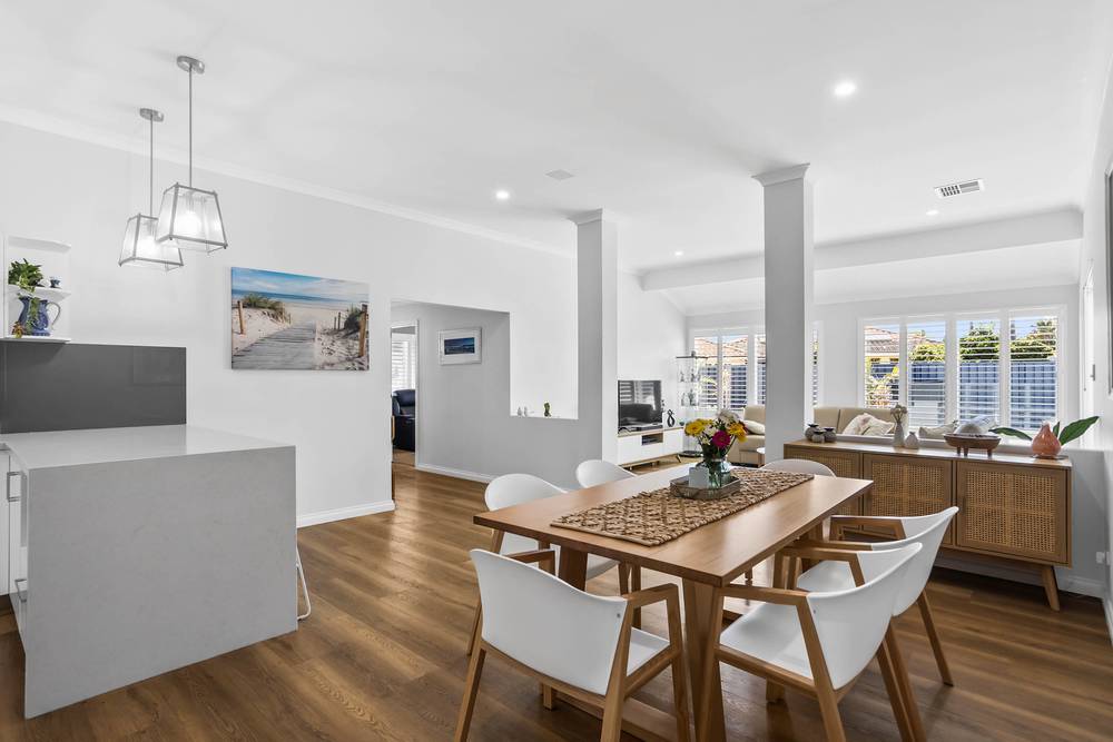 18 Centennial Gardens, Hillarys, WA 6025