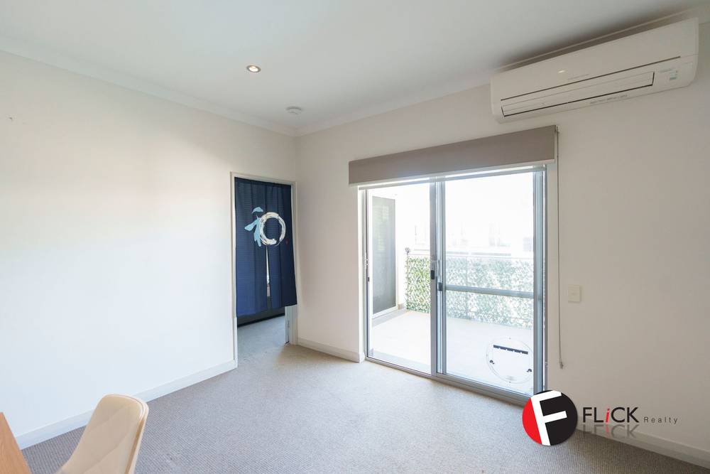 15/88 Lakeside Drive, Joondalup, WA 6027