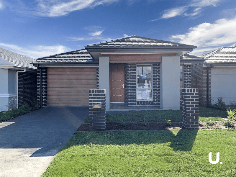 19 Renshaw Street, ORAN PARK, NSW 2570