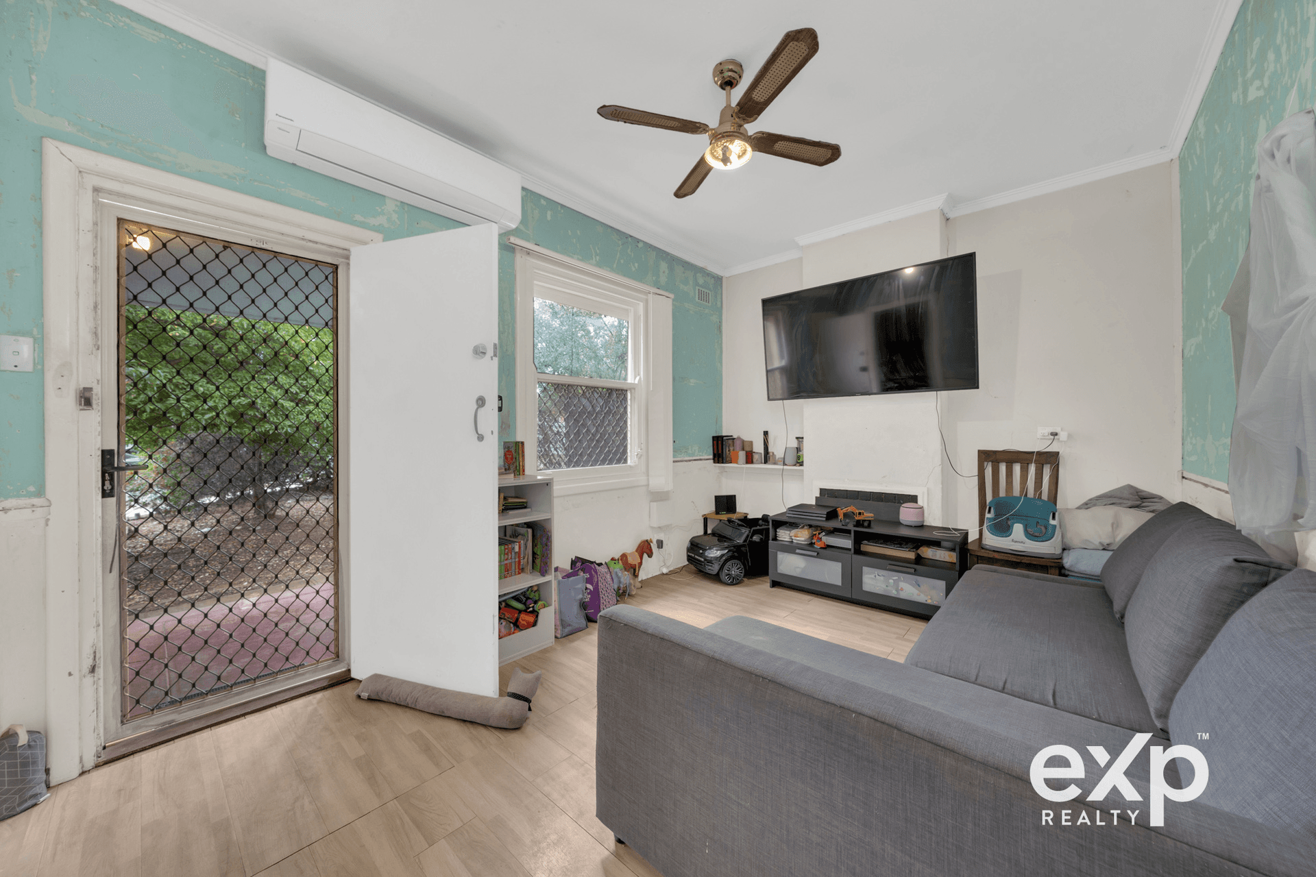 20 & 22 Holcomb Street, Elizabeth East, SA 5112