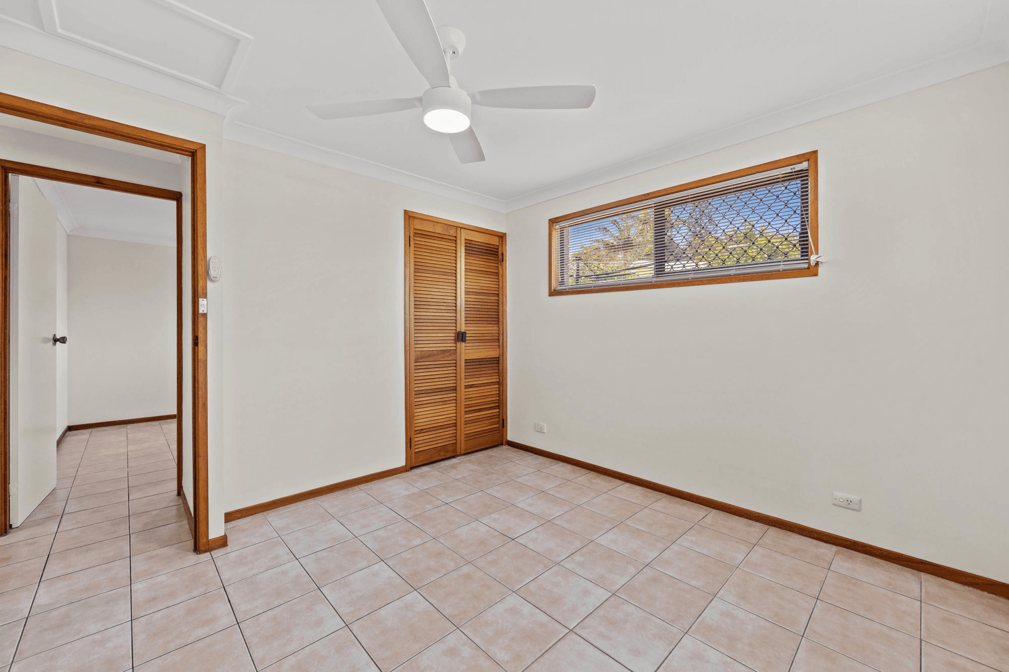 2/203 Central Street, LABRADOR, QLD 4215