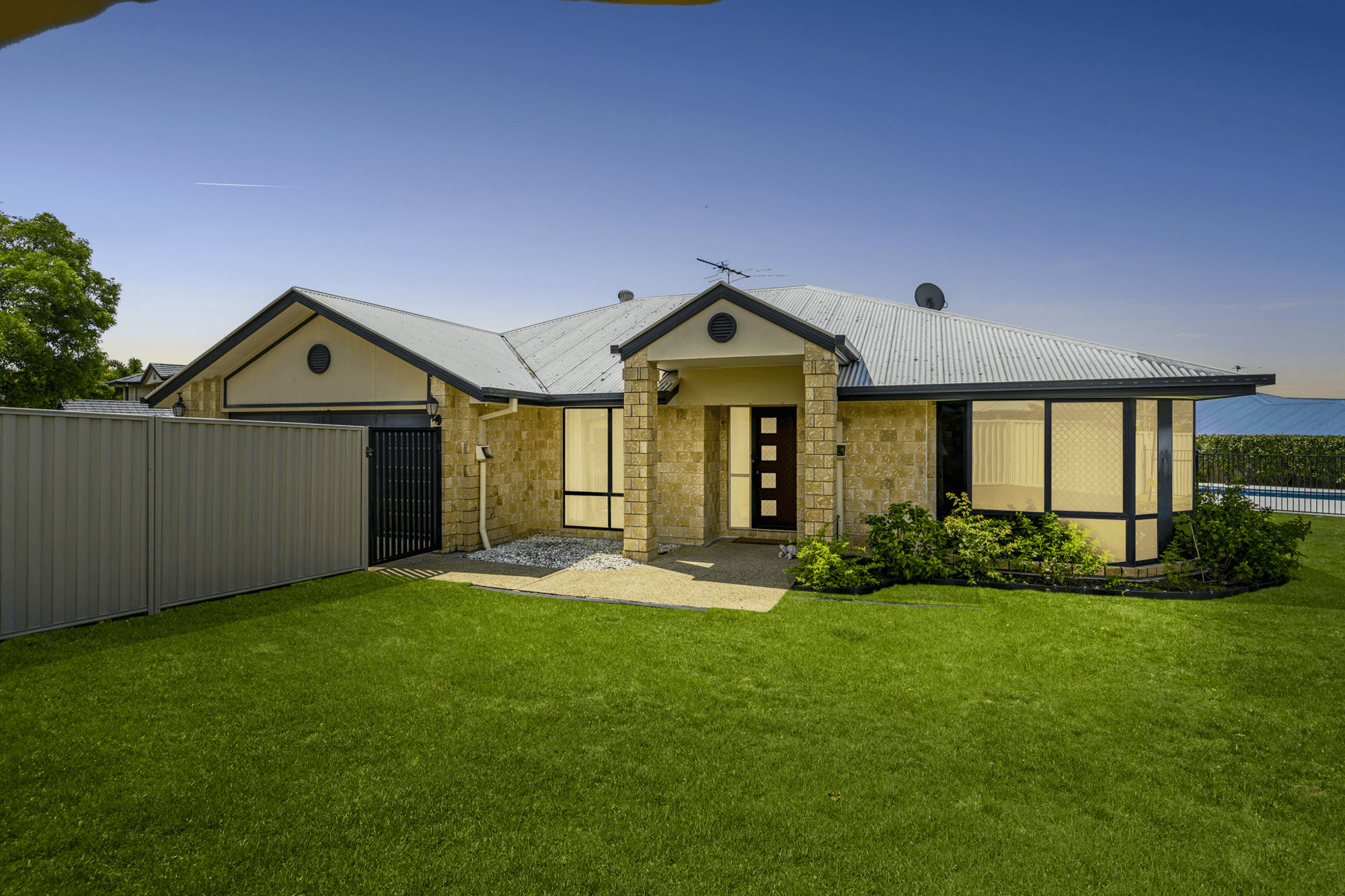 15 MacDonald Drive, NARANGBA, QLD 4504