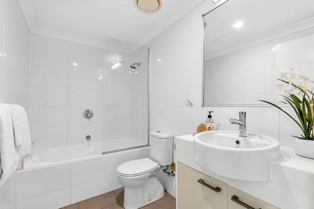 8/17 Ridley Street, AUCHENFLOWER, QLD 4066