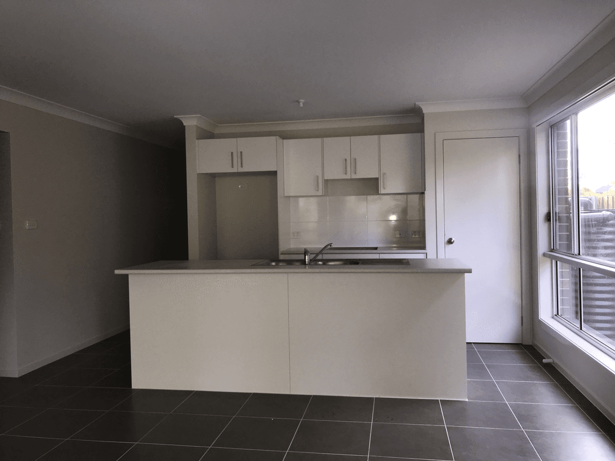 61 Windsorgreen Drive, Wyong, NSW 2259