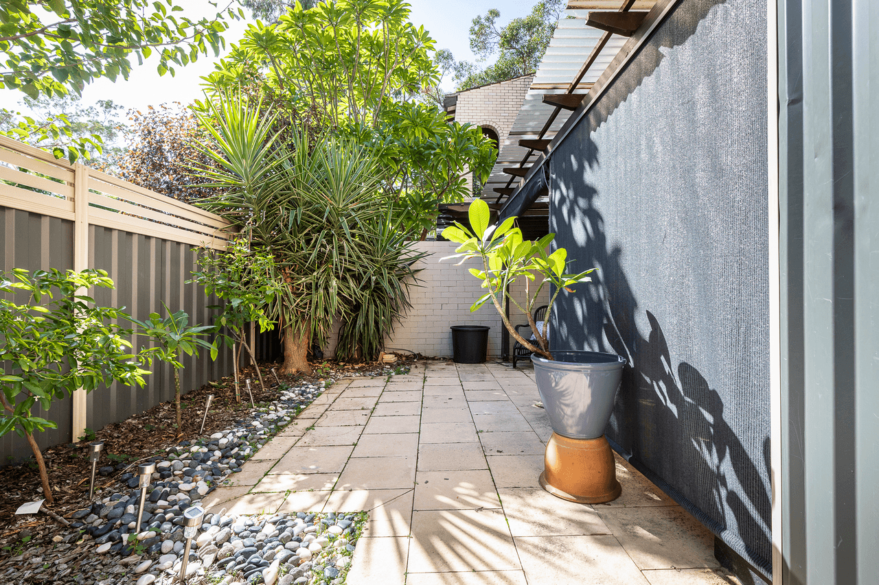 3/7 Tenth Avenue, MAYLANDS, WA 6051