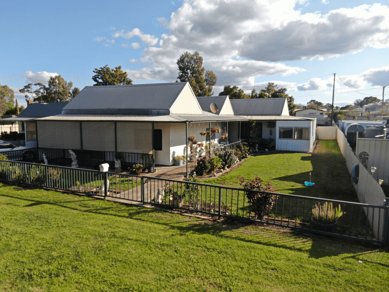 168 Camp Street, TEMORA, NSW 2666