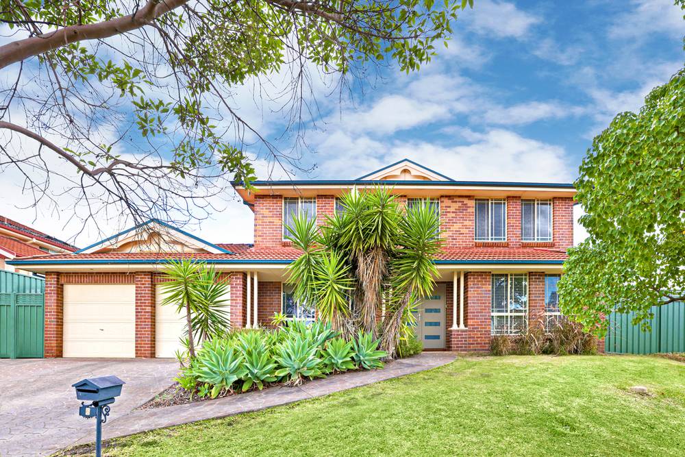 6 Boldero Crescent, GLENMORE PARK, NSW 2745