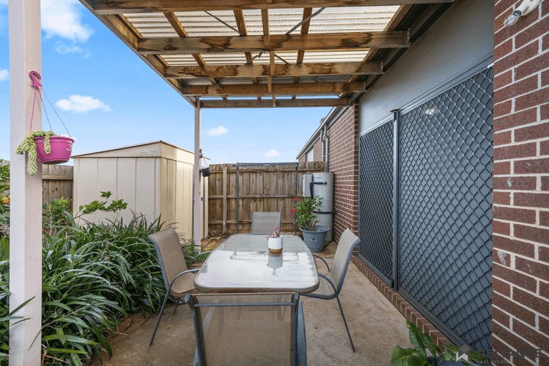 4/84 Albert Drive, Melton South, VIC 3338