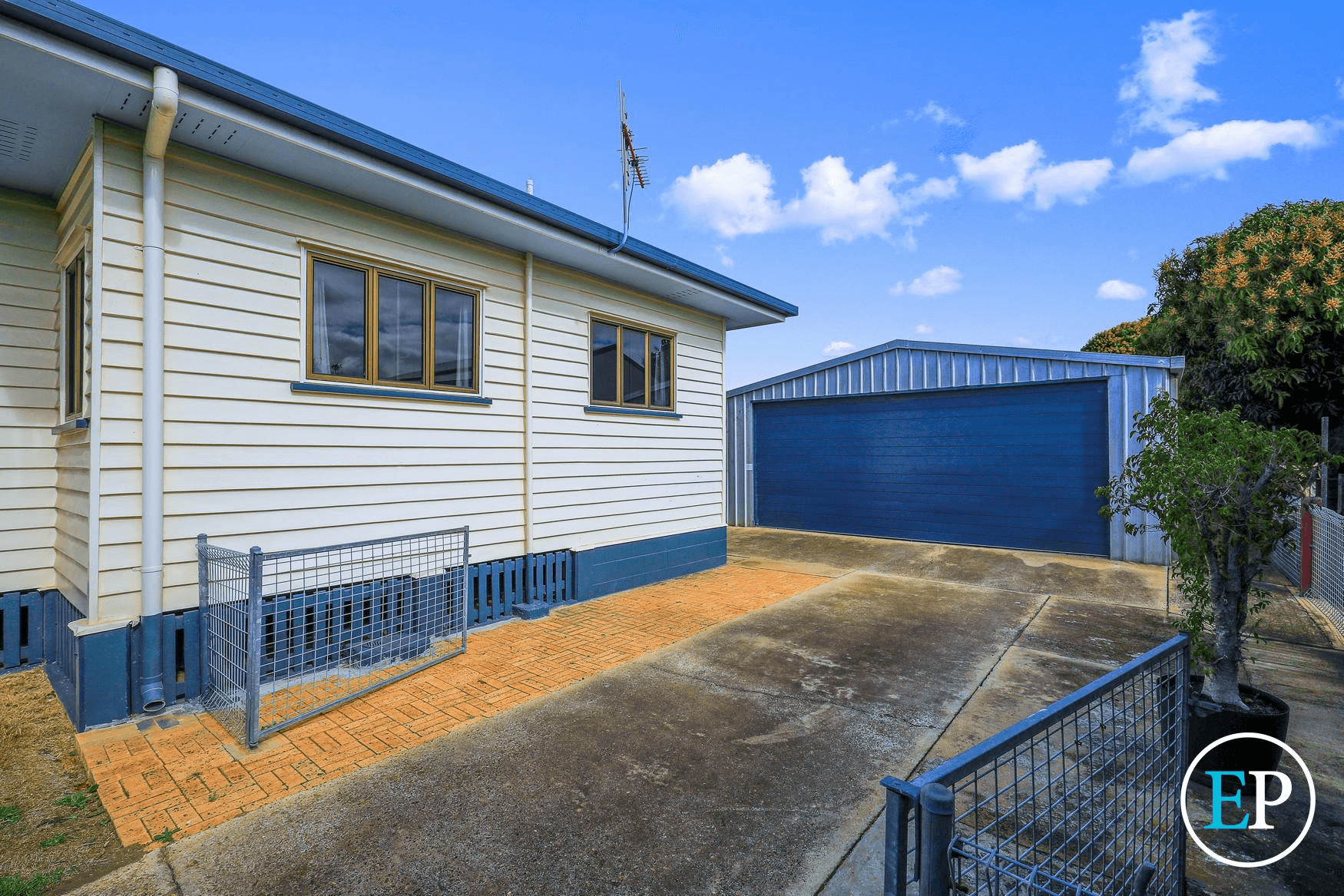 17 Cattermull Street, SVENSSON HEIGHTS, QLD 4670