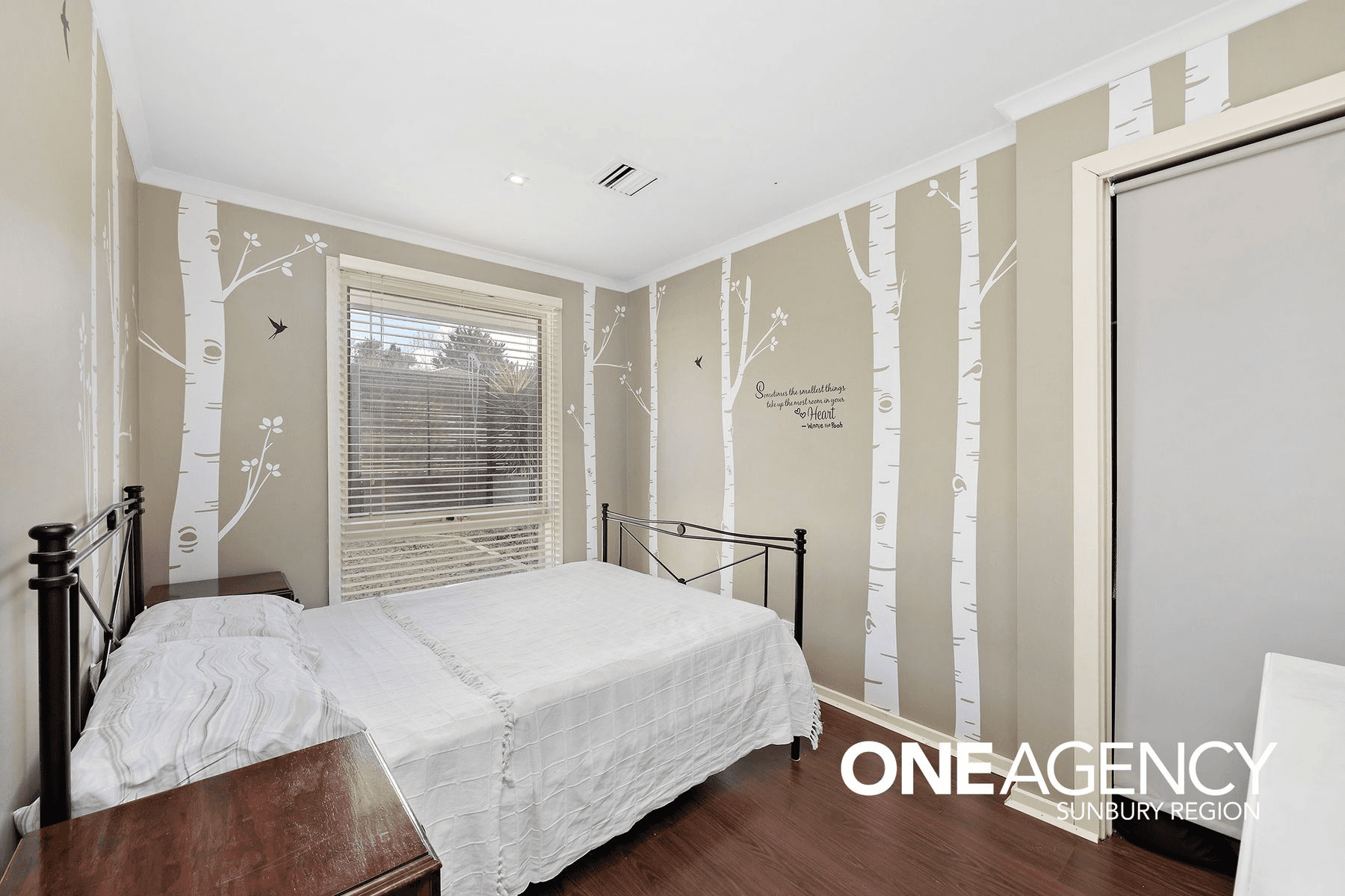 21 Kingsley Drive, SUNBURY, VIC 3429